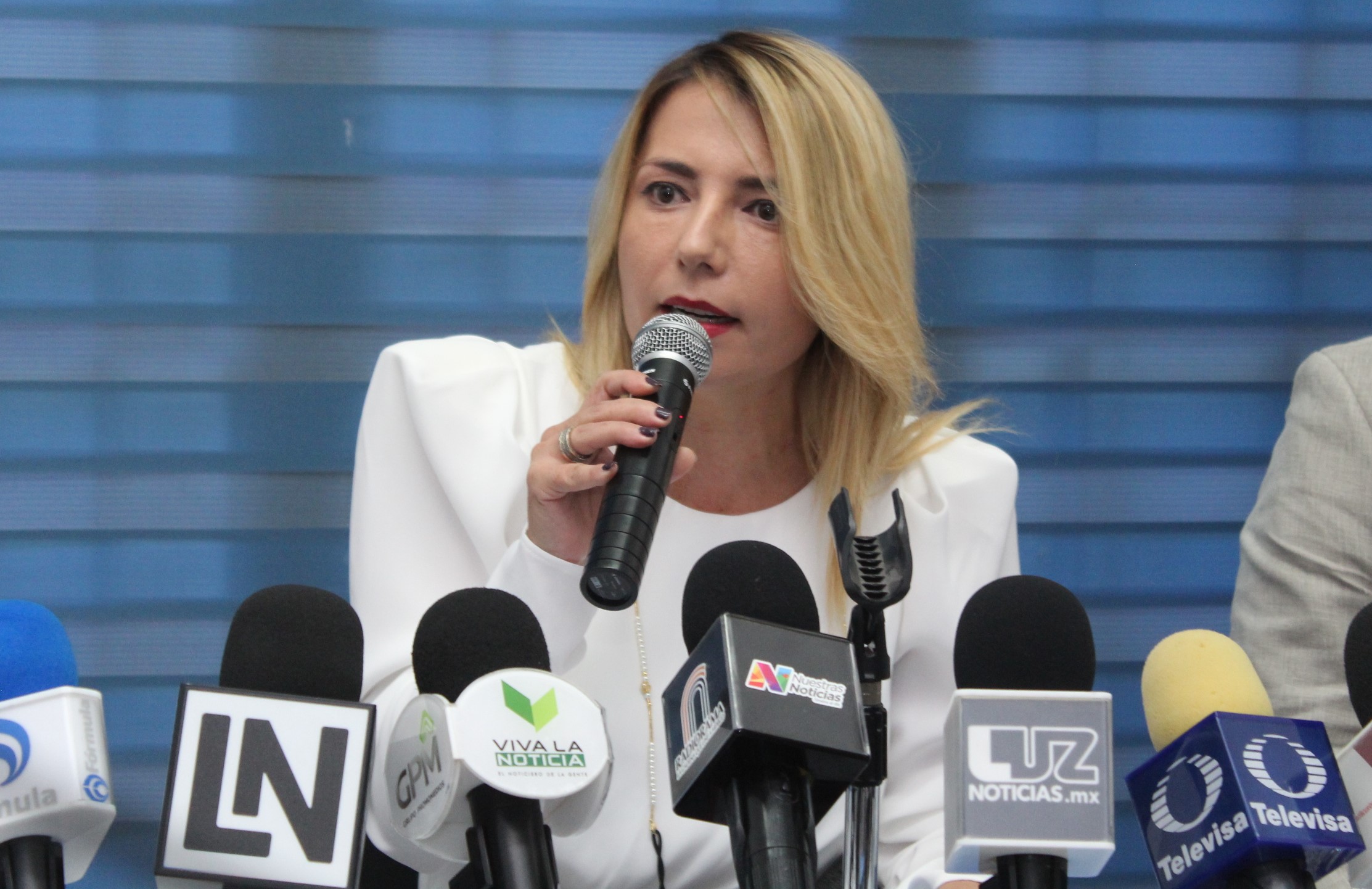 ROXANA RUBIO VALDEZ