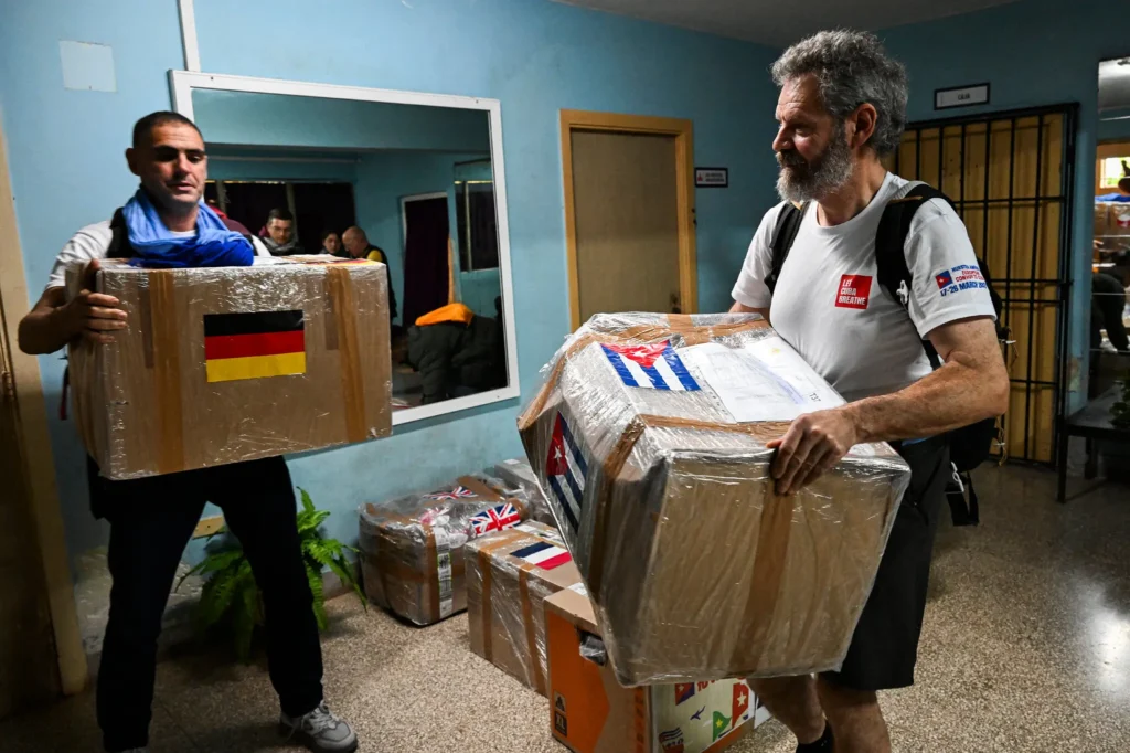 Un barco con ayuda humanitaria zarpó hacia Cuba en medio del bloqueo de petróleo