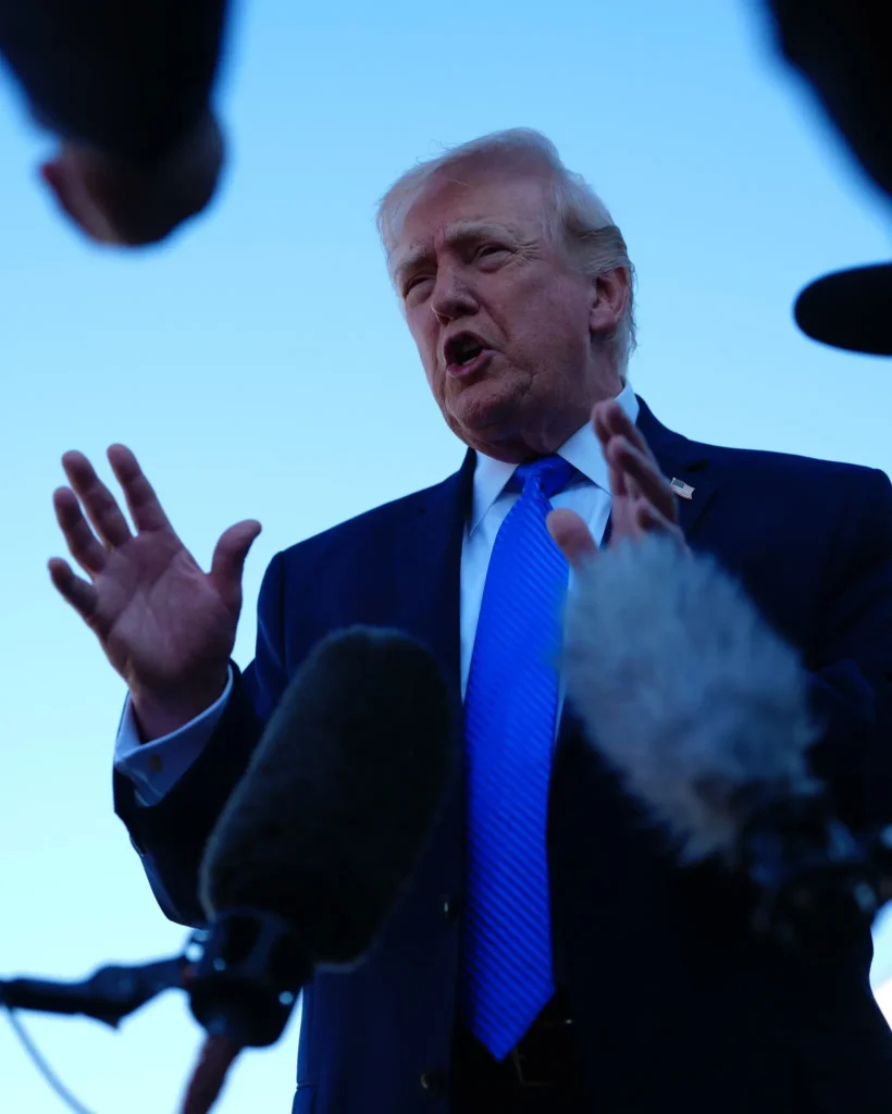 Negociaciones con Irán, ¿sí o no?
Las cambiantes declaraciones del presidente Trump no necesariamente indican que se acerca el fin de la guerra, pero le dan algo de tiempo.