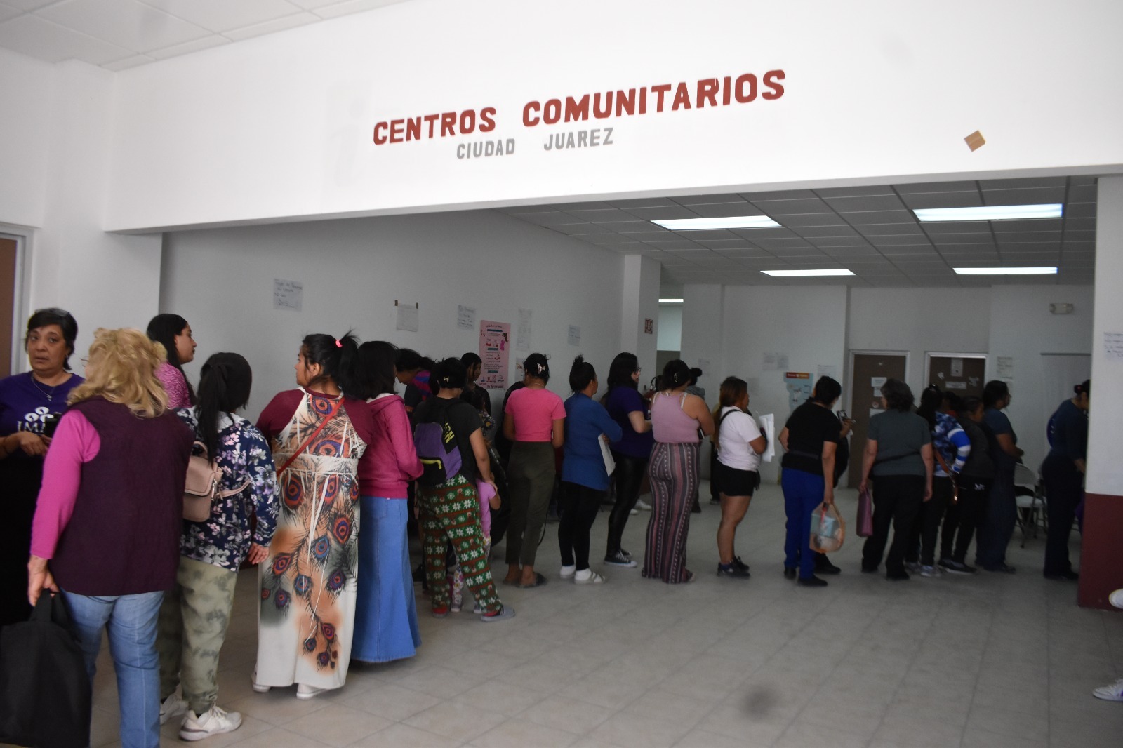 Llevan IMM y Médicos del Mundo jornada de salud sexual a la zona de los kilómetros