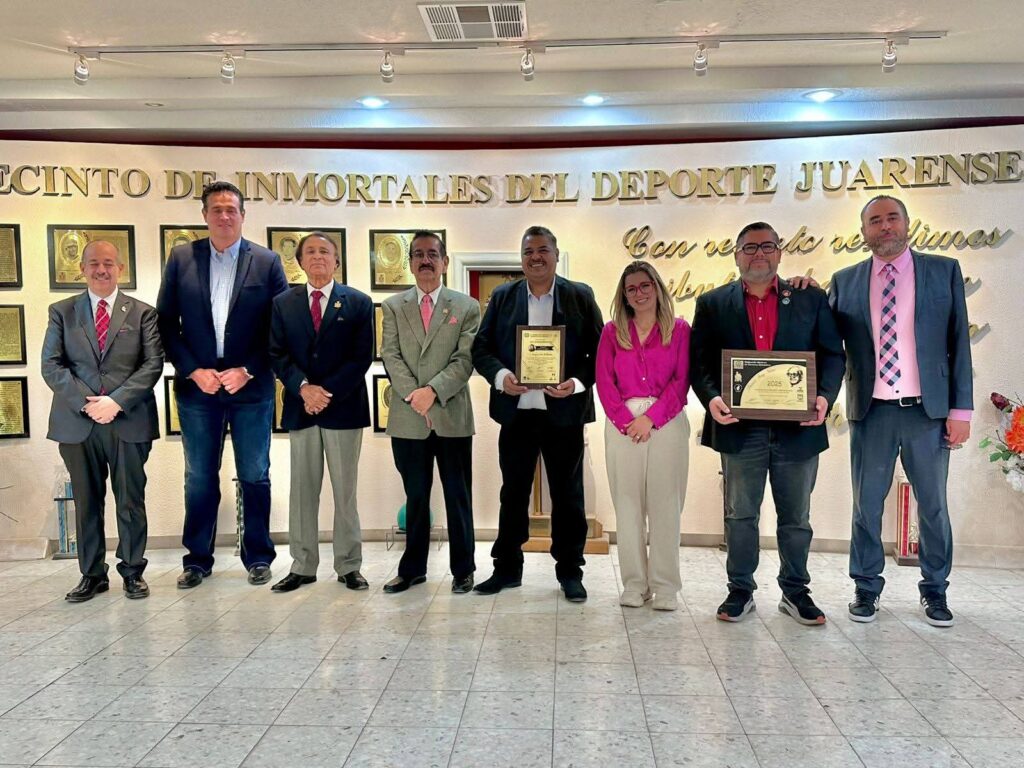 RECONOCEN A DISTINGUIDOS CRONISTAS JUARENSES