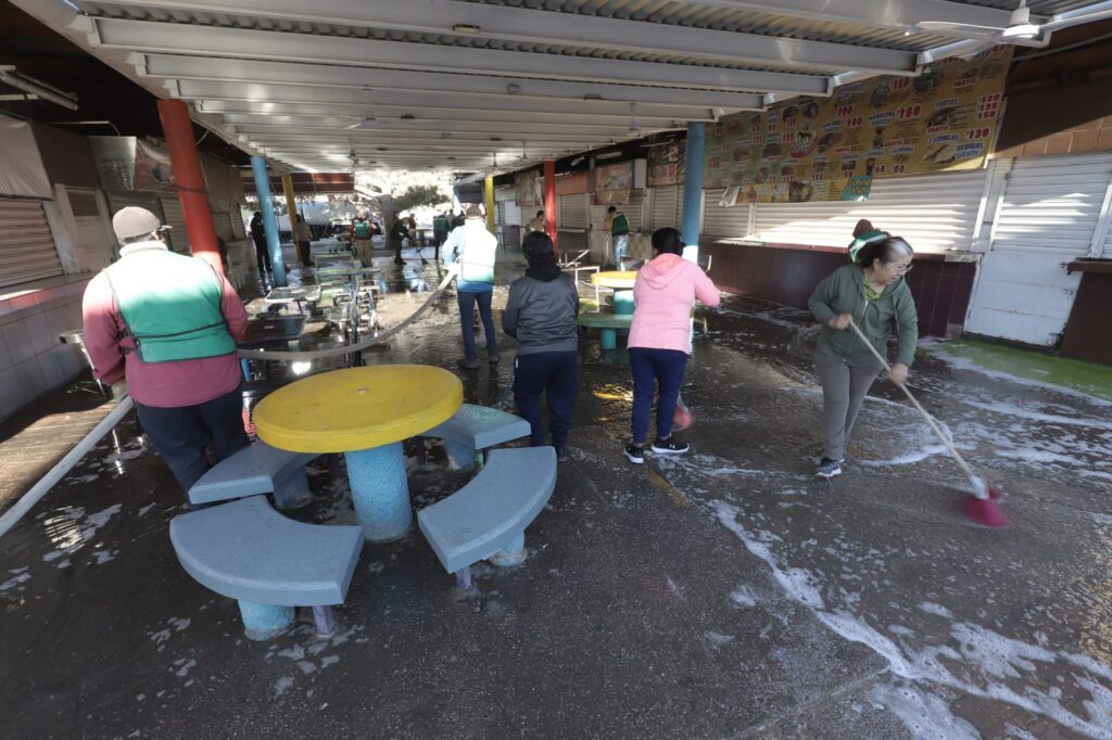 Operativo integral de limpieza en Parque Borunda