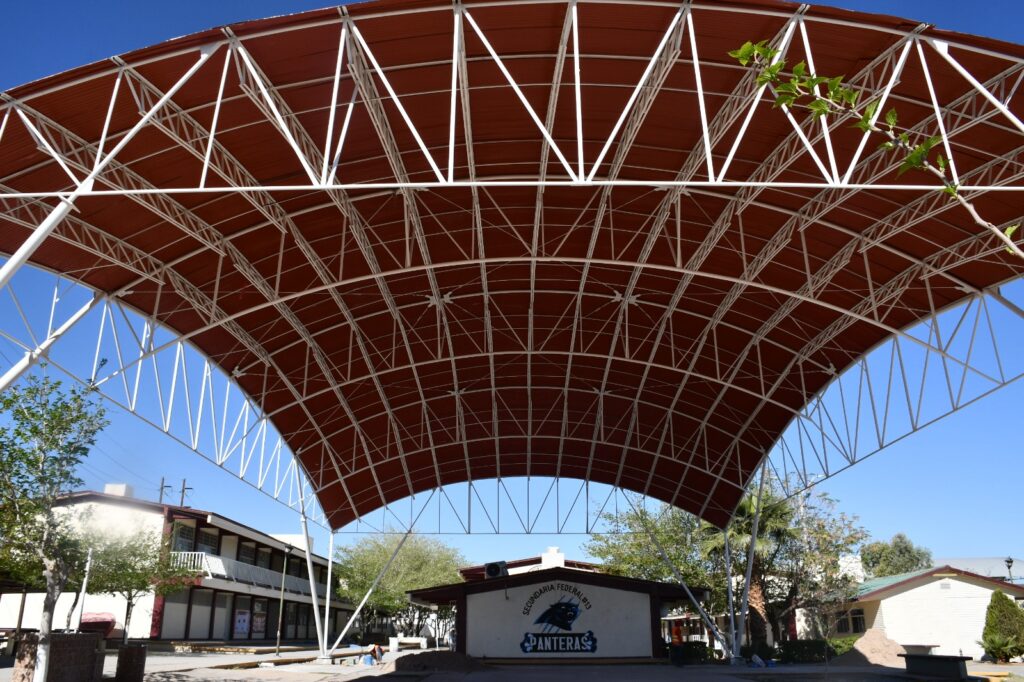 Construye Obras Públicas domo en la Secundaria Federal #13