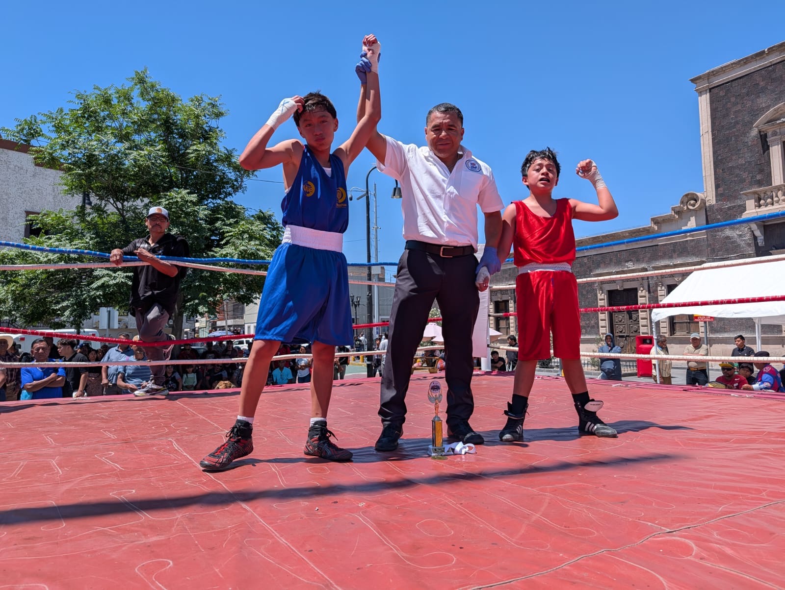 Con gran participación se realiza torneo “Duelo por la Supremacía del Boxeo Juarense”