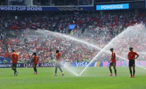 Este Mundial tiene pausas de hidratación. Muchos aficionados prefieren saltárselas
