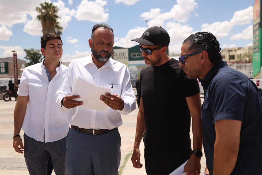 Supervisa el Alcalde Ortiz Orpinel avances en la rehabilitación de la Plaza del Periodista