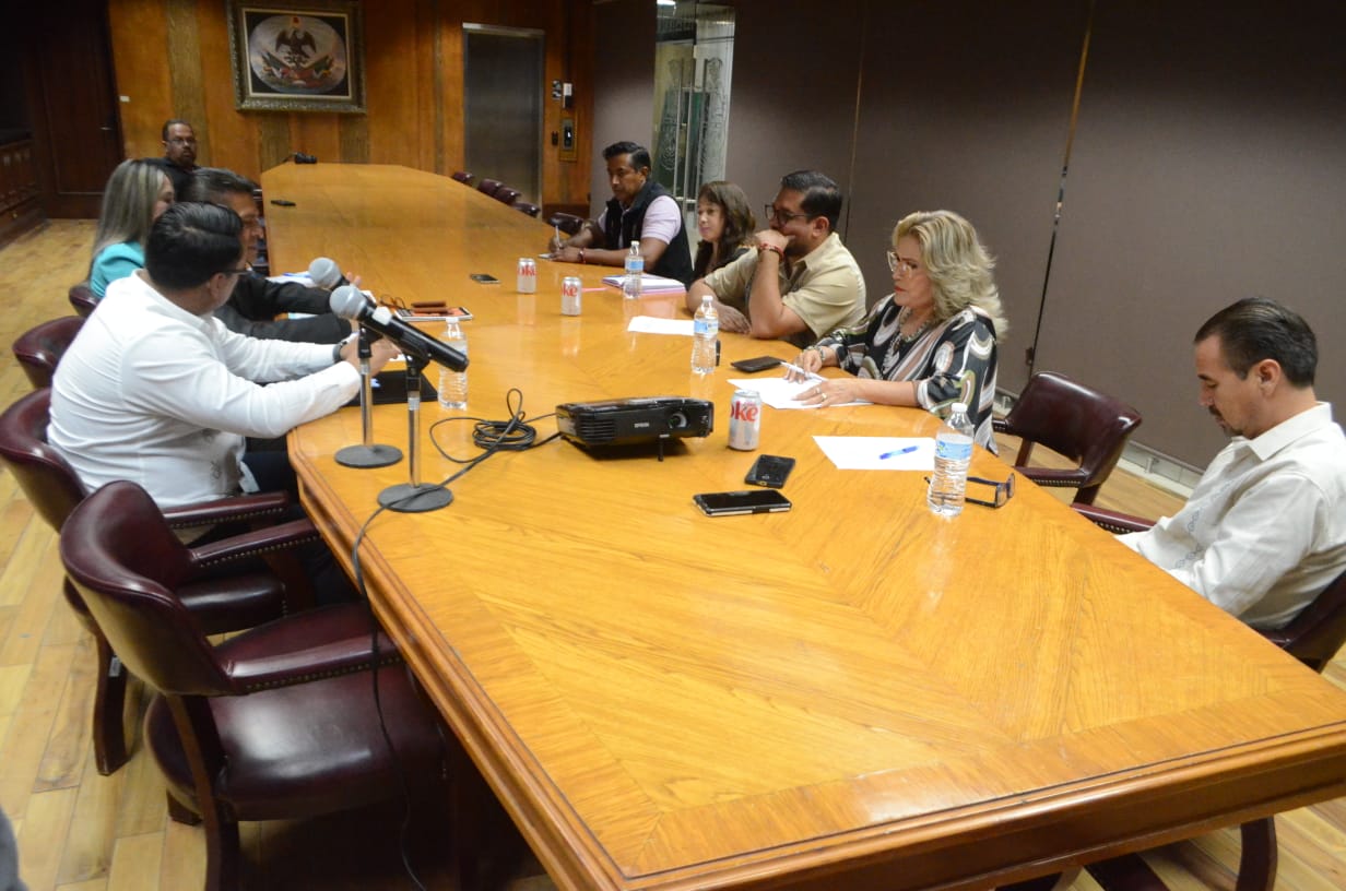 Aprueban regidores titulación de 52 lotes para uso habitacional