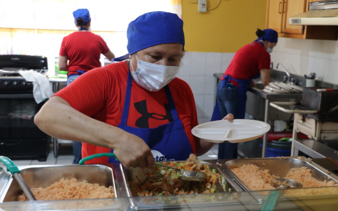 Ha equipado DIF Estatal 372 cocinas escolares en beneficio de más de 31 mil personas en la presente administración