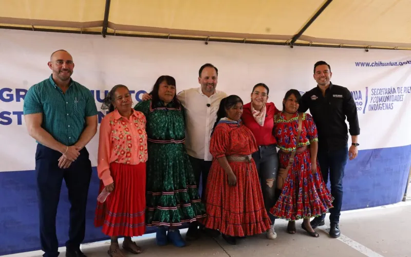 Fortalece Gobierno del Estado atención a familias del Cerro de la Cruz con el programa "Juntos por Nuestra Identidad"