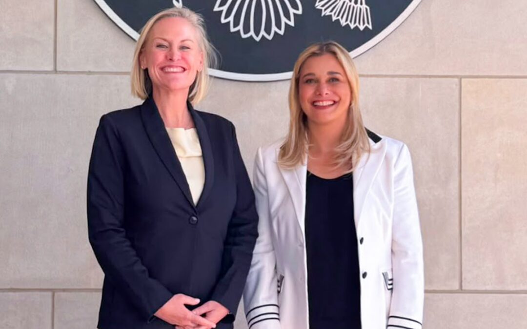 Maru Campos se reúne con la cónsul general de los Estados Unidos en Ciudad Juárez