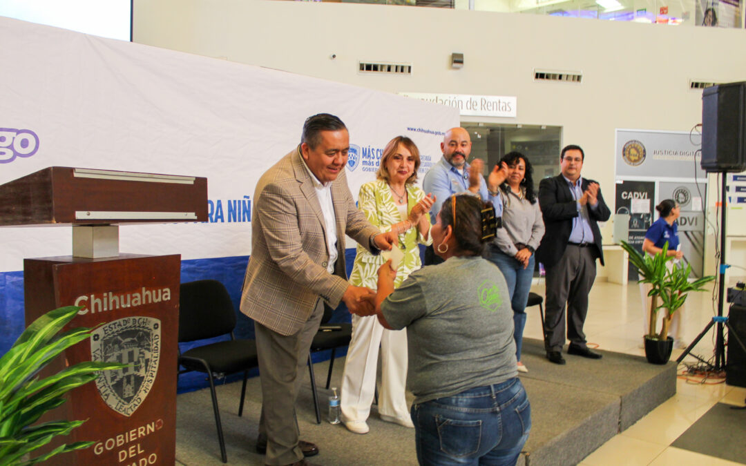Entrega Gobierno del Estado 155 apoyos a cuidadoras de hijas e hijos de mujeres privadas de la libertad en Juárez