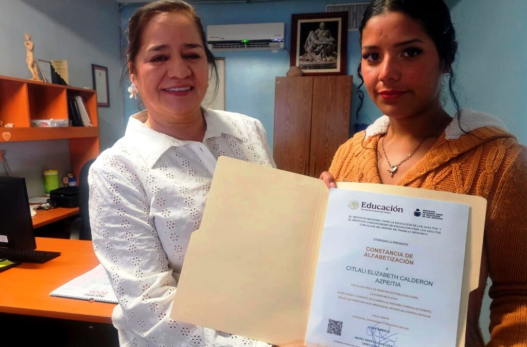 Aprende a leer y escribir a sus 24 años gracias al ICHEA
