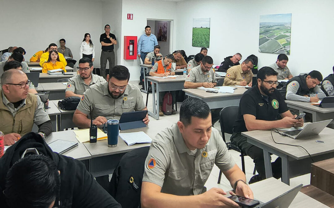 Capacita Conafor a personal de Protección Civil en manejo de incidentes